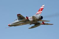 N2011V @ YIP - F-100