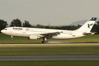EP-IBB @ VIE - Iran Air