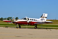 N317V @ ENW - On the ramp