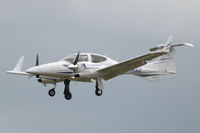 SE-MAE @ ESSF - DA42 on short finals for Hultsfred airport, Sweden