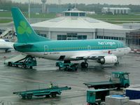 EI-CDE @ EIDW - au terminal sous les couleurs d'Aer Lingus - by Jean Goubet/FRENCHSKY
