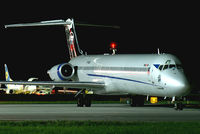 F-GMLK @ VIE - Blue Line MDD MD80 - by Thomas Ramgraber-VAP