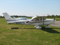 N999YD @ 89NY - Sitting Pretty - by Sam Andrews