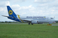UR-GAW @ LOWW - Ukrainian Int. @ VIE