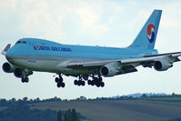 HL7603 @ LOWW - Korea @ VIE