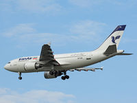 EP-IBL @ LOWW - On the way from FRA to THR. Fuel stop at VIE