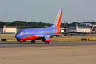 N939WN @ ORF - Southwest Airlines N939WN (FLT SWA21) taxiing to the gate after arrival on RWY 23 from Baltimore/Washington Int'l (KBWI).