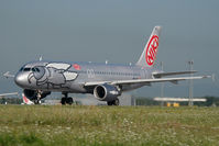 OE-LEA @ LOWW - Flyniki Airbus 320 - by Dietmar Schreiber - VAP