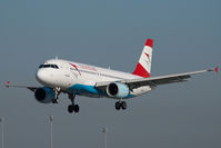 OE-LBQ @ LOWW - Austrian Airlines Airbus 320