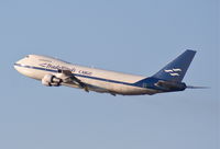 N923FT @ KLAX - TradeWinds Cargo Boeing 747-2U3B, N923FT departing 25L KLAX. - by Mark Kalfas