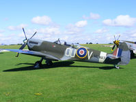 G-LFIX @ EGBK - at the Sywell Airshow - by Chris Hall
