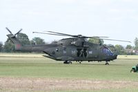 ZJ990 @ EGUB - Taken at RAF Benson Families Day, August 2009 - by Steve Staunton