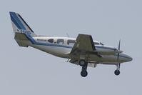 C-GGQU @ CYWG - Keystone Air Service Piper PA-31 - by Andy Graf-VAP