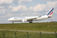 F-GZCE @ LFPG - on landing at CDG - by juju777