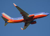 N272WN @ KSEA - Southwest climbing from rwy 16L, during the usual southflow. - by Philippe Bleus