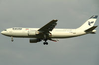 EP-IBD @ VIE - Iran Air