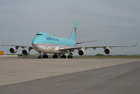 HL7602 @ LOWW - Korean Air Boeing 747-400 - by Dietmar Schreiber - VAP