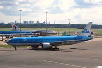 PH-BQD @ EHAM - K.L.M. - ROYAL DUTCH AIRLINES