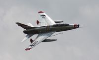 N2011V @ YIP - F-100F
