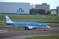 PH-EZF @ EHAM - K.L.M. - CITYHOPPER (KLC) - by Noel Kearney