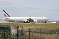 F-GSQA @ LFPG - whis new Air France color - by juju777