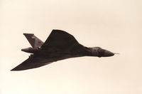 XH558 @ EGQL - Vulcan B.2 of the Vulcan Display Team performing at the 1987 RAF Leuchars Airshow. - by Peter Nicholson