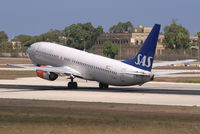 LN-RRK @ MLA - Scandinavian Airlines - SAS Boeing 737-800 - by Thomas Ramgraber-VAP
