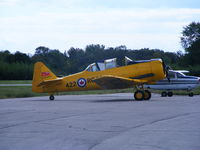 C-FRZW @ CYOO - OOOoo...look what I found sitting pretty at the airport!!