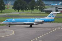 PH-KZA @ EHAM - KLM cityhopper taxiing for take-off