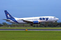 TC-SKB @ LOWL - Sky Airlines BoeingB737-430 landing in LOWL/LNZ - by Janos Palvoelgyi