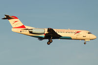 OE-LFH @ VIE - Austrian arrows