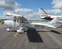 N907EL @ KAXN - Cessna 172S Skyhawk on the line. - by Kreg Anderson