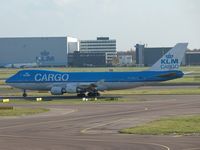 PH-CKB @ EHAM - Taxi to the runway for take off. - by Willem Goebel