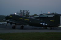 N99FS @ I19 - Douglas DC3