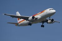 EC-KNM @ LOWW - Iberia