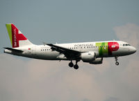 CS-TTM @ EDDF - Landing rwy 07L - by Shunn311