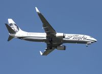N525AS @ MCO - Alaska 737-800