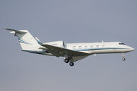 N310GJ @ LOWW - Gulfstream 4