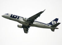 SP-LID @ EDDF - Taking off rwy 25R - by Shunn311