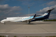 S5-ALA @ LOWW - Lynxair Embraer 135