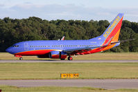 N729SW @ ORF - Southwest Airlines N729SW (FLT SWA3056) from Baltimore/Washington Int'l (KBWI) rolling out on RWY 5.