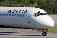 N963DL @ ORF - Delta Air Lines N963DL (FLT DAL348) from Hartsfield-Jackson Atlanta Int'l (KATL) turning on to Taxiway Charlie from Echo after landing on RWY 5.