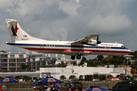 N420AT @ SXM - visitor