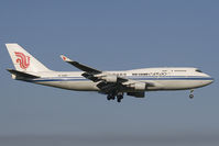 B-2456 @ LOWW - Air China 747-400