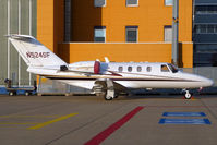 N524SF @ CGN - visitor - by Wolfgang Zilske