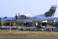 PJ-XLN @ SXM - visitor - by Wolfgang Zilske