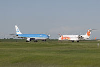 C-FWRR @ CYYC - JAZZ CRJ