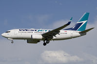 C-FTWJ @ CYYC - Westjet 737-700