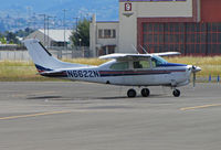 N6622N @ KOAK - Flight Express 1978 Cessna T210N at general aviation corner at Oakland, CA - by Steve Nation