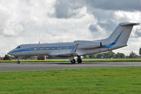 N123LV @ EGLL - Gulfstream Aerospace GIV-X (G450), c/n: 4181 at Luton Airport - by Terry Fletcher